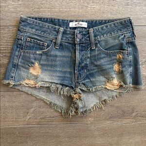 Hollister Denim Y2K Low Rise Distressed Jean Cutoff Shorts in Medium Blue Wash